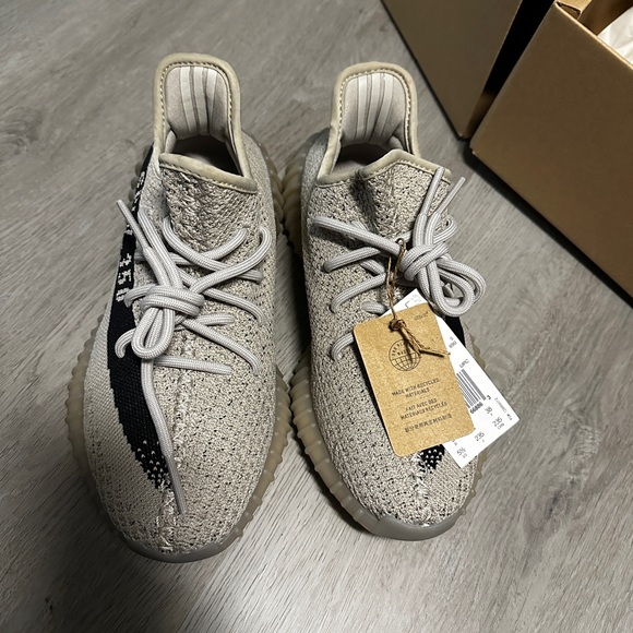 2022 Yeezy Boost 350 V2 'Slate' - Picture 7 of 7
